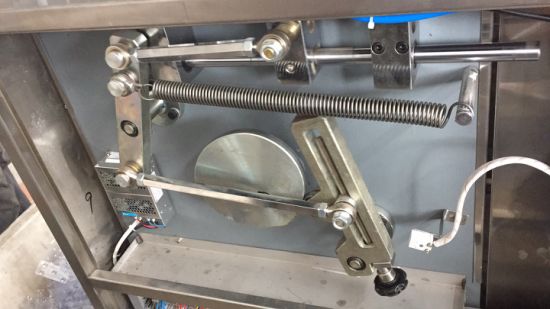 Pharmaceutical Manufacturing Blister Packing Machine of Tablet/Capsule/Pills Assembly Line