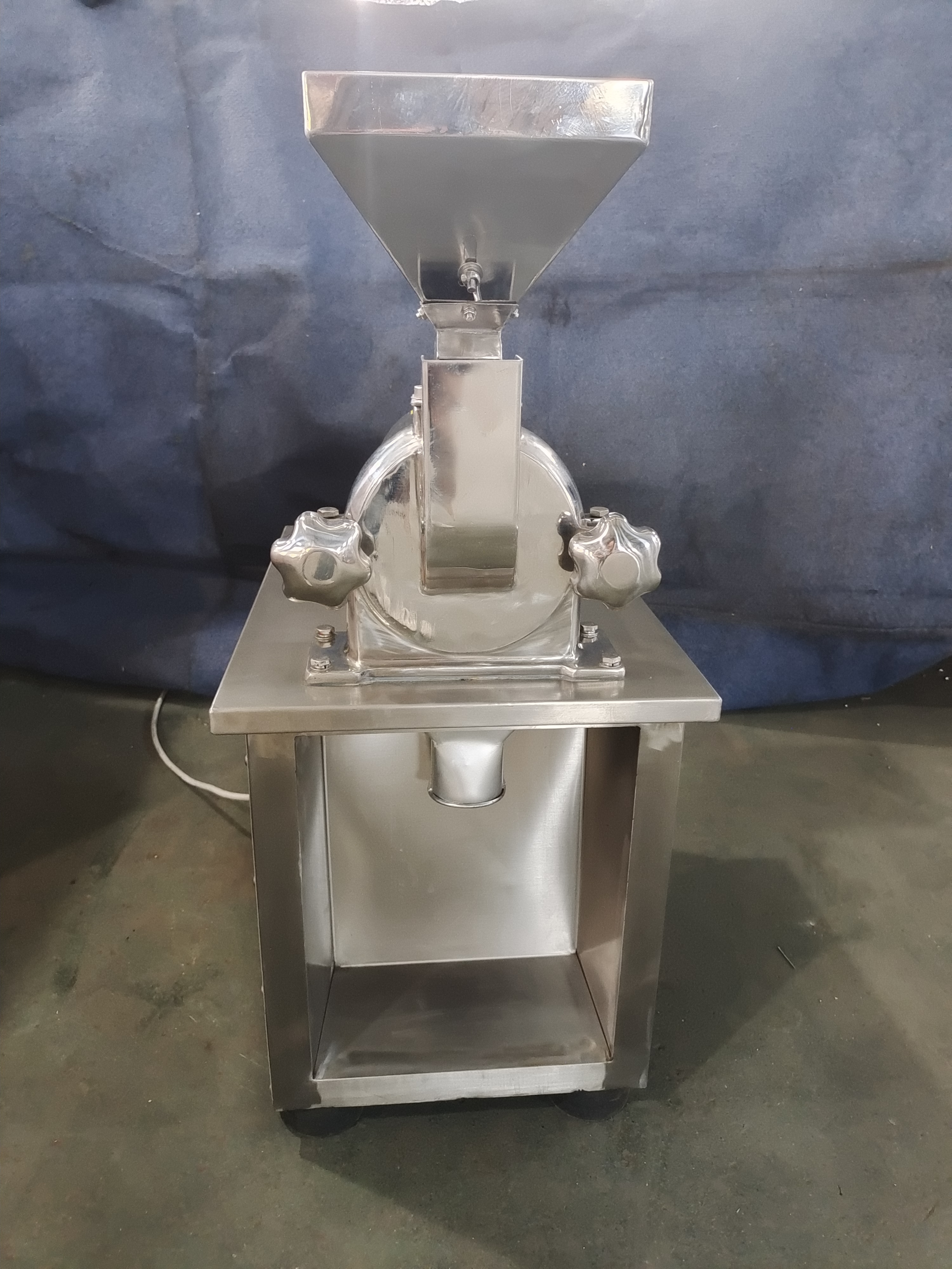 SF-130 Crushing machine (16)