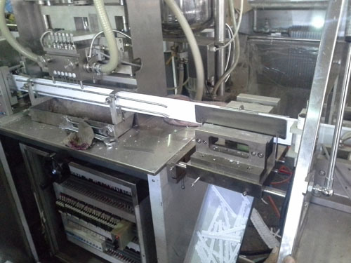 Fully-Automatic PLC Control PVC/PE Suppository Packing Filling and Sealing Machine