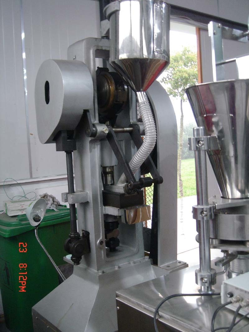 Big Pressure Pill Making Tablet Press Machine / (THP -60)