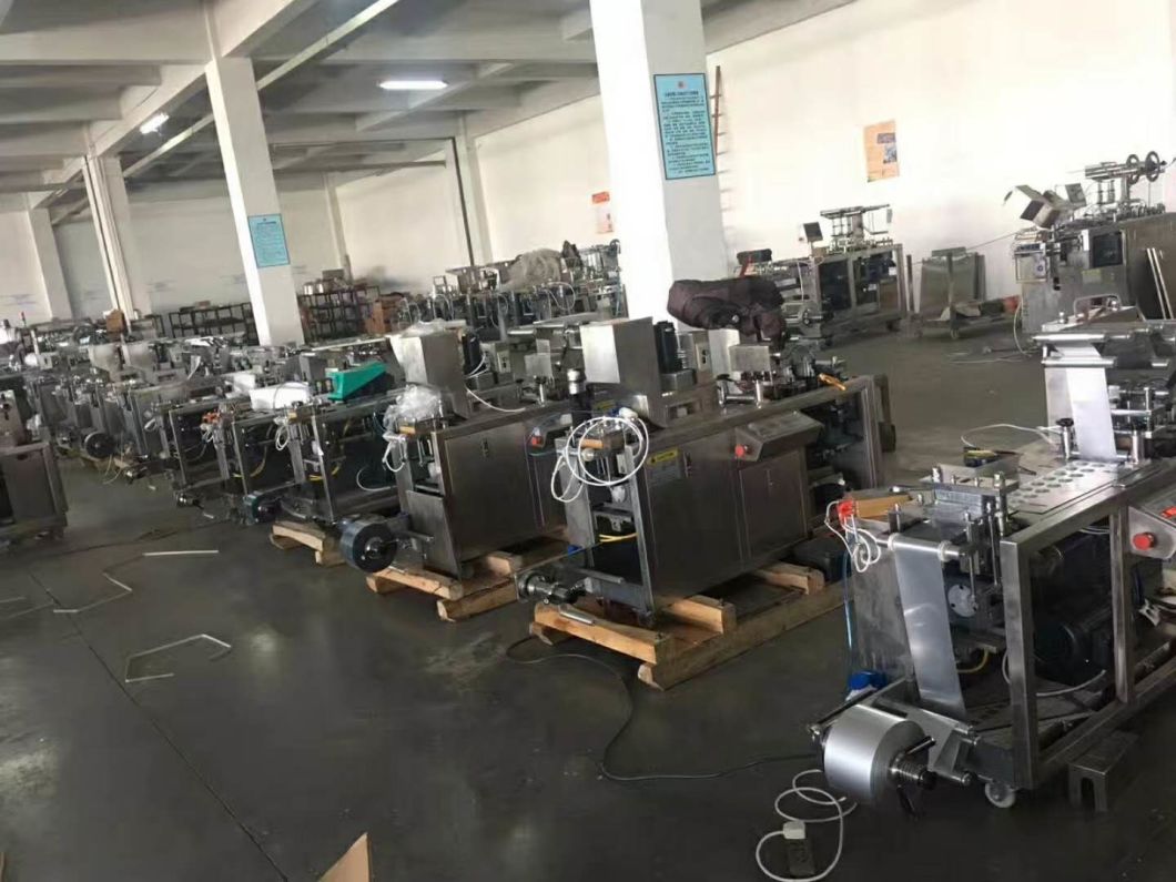 Manufacturing Pharmaceutical Packing Packaging/Package Pack Machine of Automatic Blister Machinery