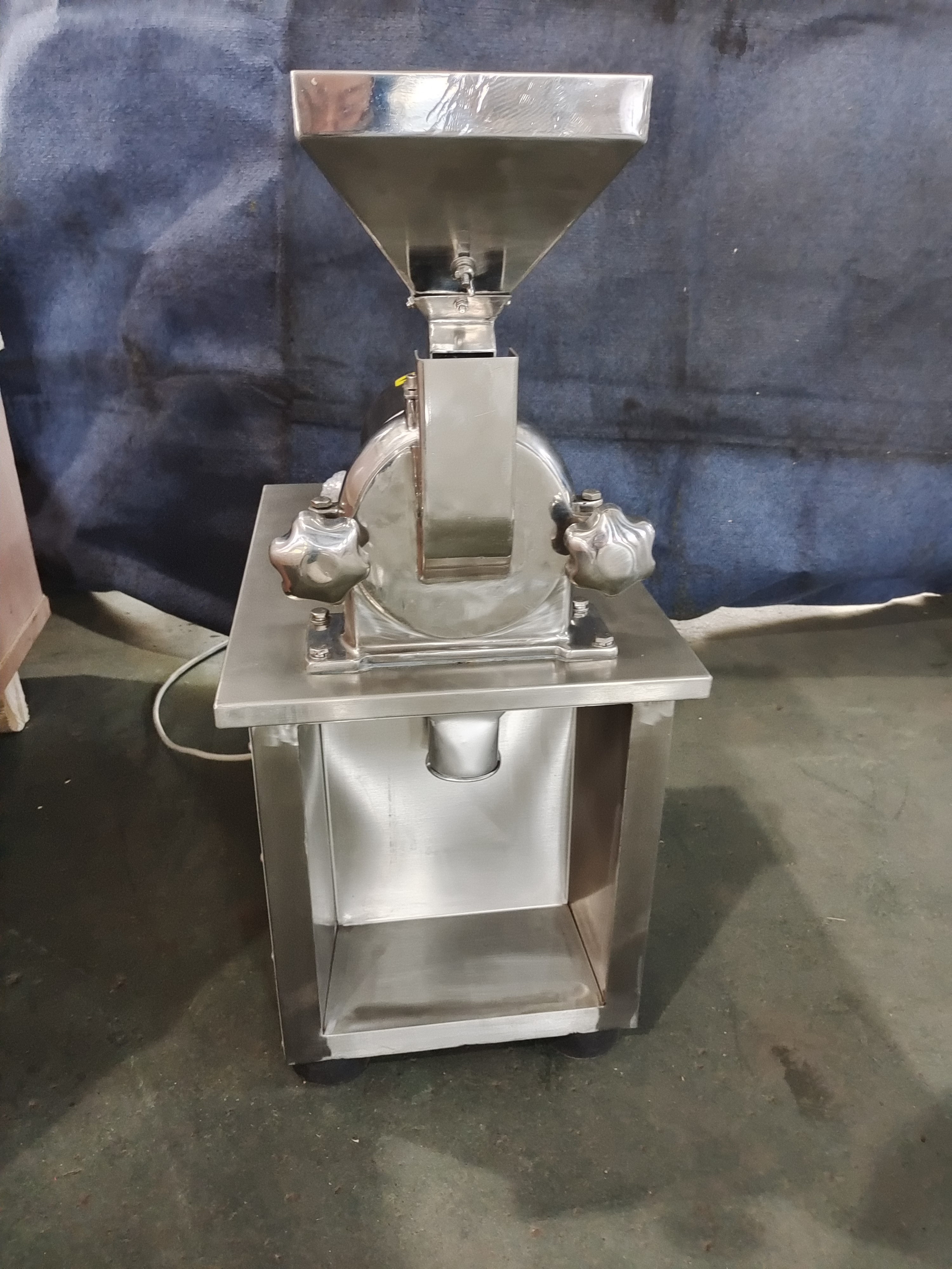 SF High Effect Grinding And Crushing Machine (set) Grinder Machine (30B)