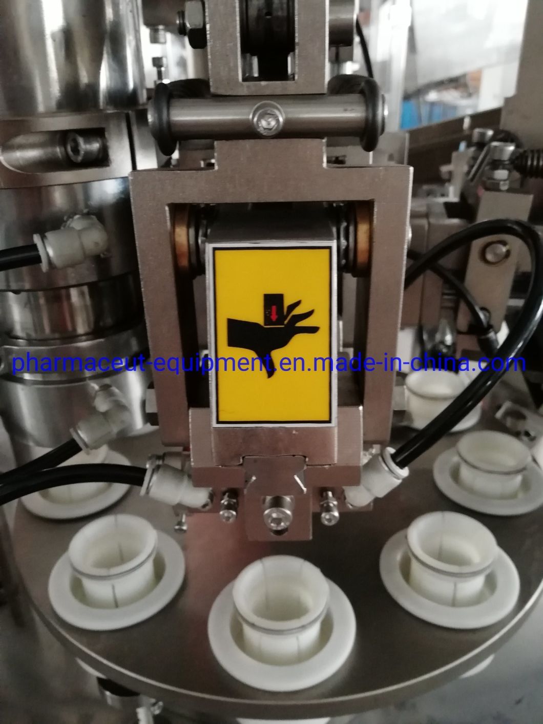 Aluminum Tube/Soft Tube Filling Sealing Machine for Bnf-60