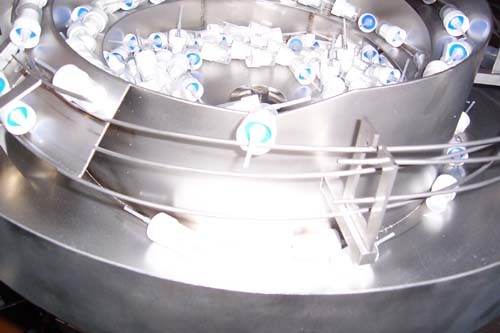Spray Aerosol Automatic Bottle Filler Sealer Capper Labeler Machine