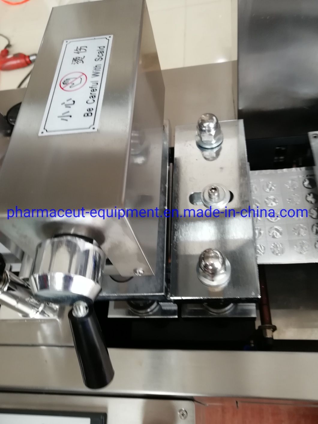 Mini Small Automatic Blister Packing Machine for Tablet or Capsule (DPP88-120)